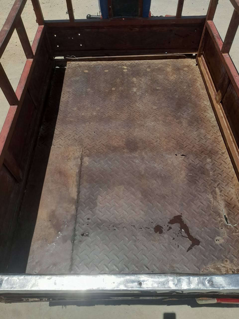 سلام عليكم ستوته للبيع رقم اسود بدون راعي ستوته جاهزه تانكي ضفيره باتري بريك كدام دبلات جديد مكينه 2025 مفتوحه مره وحده سعر خاص مكان النجف حريه رقمي ***********
