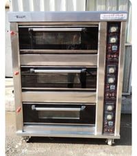 هذا فرن بيتزا اوتوماتيك للبيع غير مستعمل جديد بسعر مناسب للاستفسار وال...