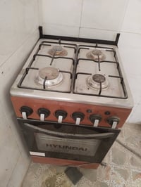للبيع مبرده سعرها 75 طباخ سعره 250 غرفه جديده سعرها 400 للاستفسار الات...