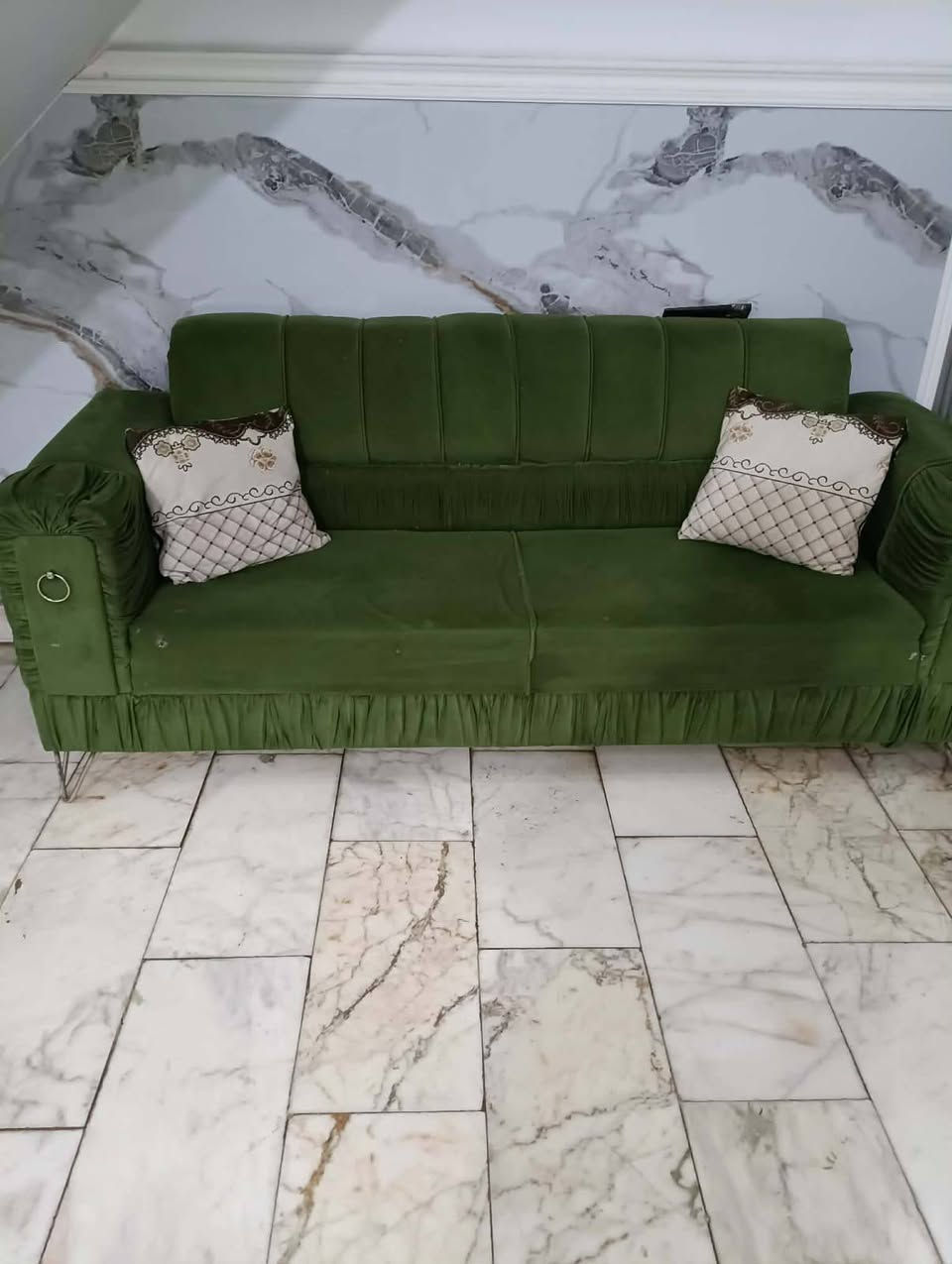 عندي تخم قنفات مستعمل للبيع السعر 250وبيه مجال


**إذا كنت صاحب هذا الإعلان وتريد حذفه لأي سبب، رجاءا أرسل رسالة إلى الدعم الفني**