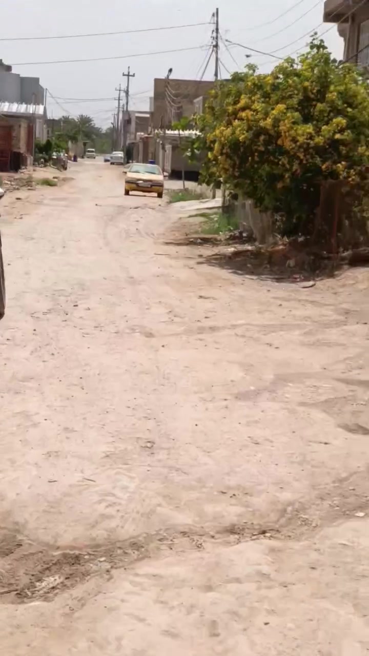 للبيع بيت طابو ملك صرف مساحه 160متر بناء حديث يحتوي على استقبال ومطبخ وهول وغرفه نوم ومجمع صحيات داخلي وخارجي عنوان ابي غرق حي الحسين للاستفسار مراجعة مكتب حي الحسين للعقار او الاتصال على الارقام ***********
***********
