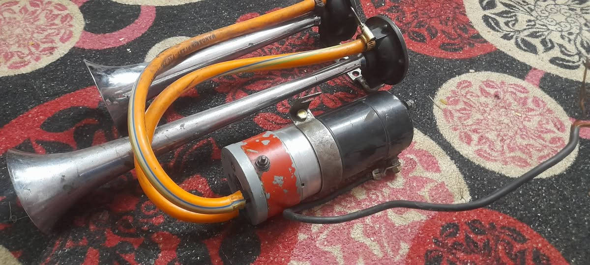 للبيع ***********
