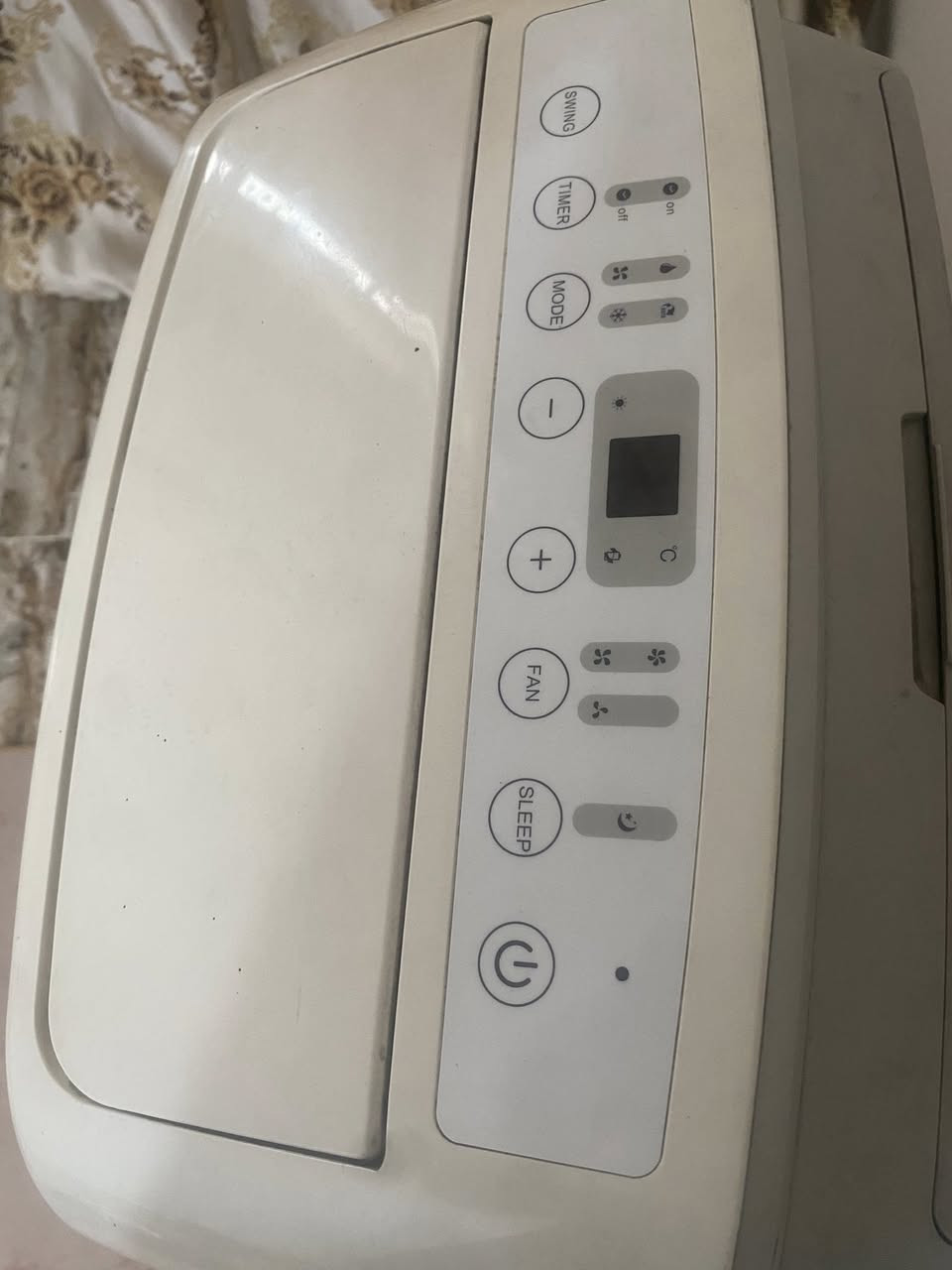 ميديا طن حقيقي 11600 w متحرك
مستخدم موسمين
مكاني شارع فلسطين 
السعر ٢٠٠
داخل الضمان 
***********
