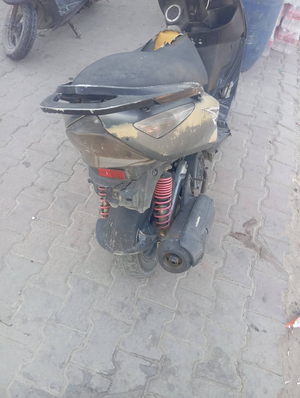 سلام عليكم ثعلب gtr
تجفيت جديده مكينه ناعمه شلعه معدل سلف وهندر نكره
مكان البياع رقم الهاتف *********** واتساب فقط

