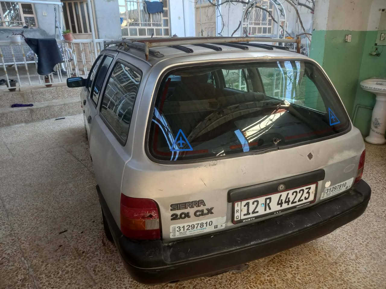 فورد للبيع السعر ٢٢ كير محرك شرط سياره نضيفه شرط التحويل مكاني ب الجانب الايمن الهرمات 
***********
***********
