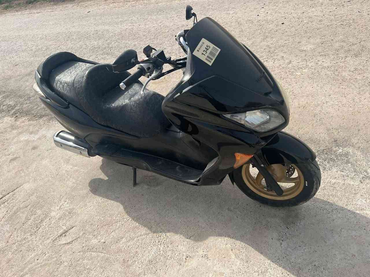 السلام عليكم من رخصت الادمن فورزه 0/9 سبعه كير بلاديه قبل فتزه نازله ربمه مكينه خرسه شلعه ومعدل تاخذها منلبيت دراجه مامتعوبه استخدام قليل السعر 13وبيها مجال الشراي يتصل  ***********مكاني بغداد الراشديه
