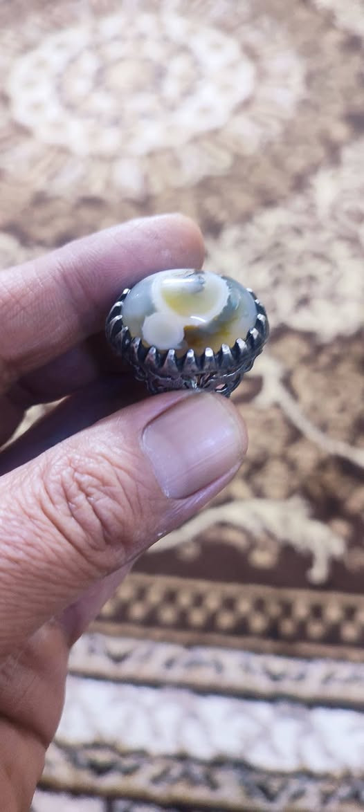 سلام عليكم محبس سليماني حجر قديم ذمه سعر 75 قفل اتصل ***********
