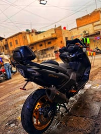 للبيع  تي ماكس 2017 دراجة جديدة ومناقصهة شي مكفولة كفالة عامة  عليهة ك...