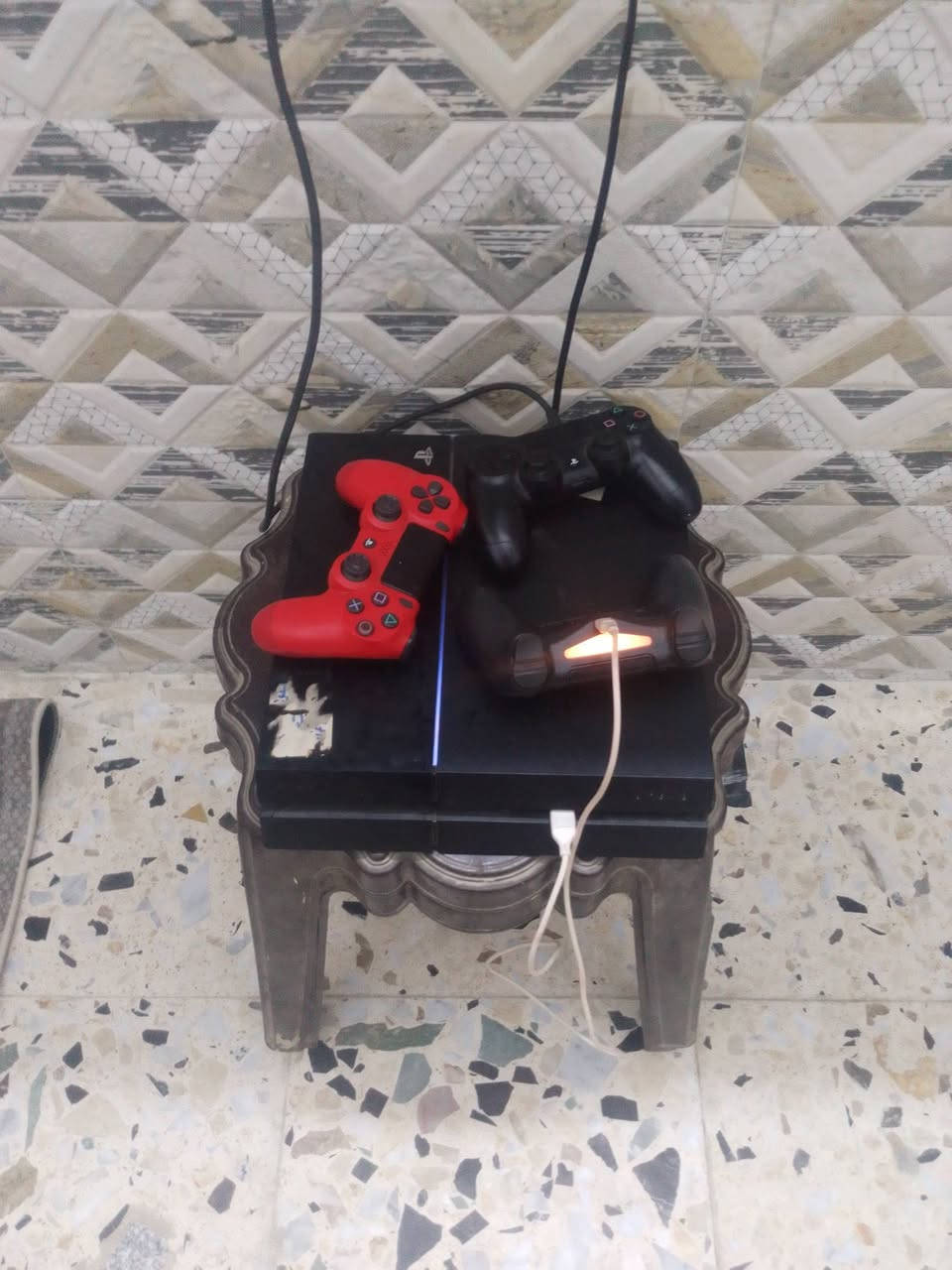 بلي فور للبيع سعر 250 قبل شهر اشتريته نضيف


**إذا كنت صاحب هذا الإعلان وتريد حذفه لأي سبب، رجاءا أرسل رسالة إلى الدعم الفني**