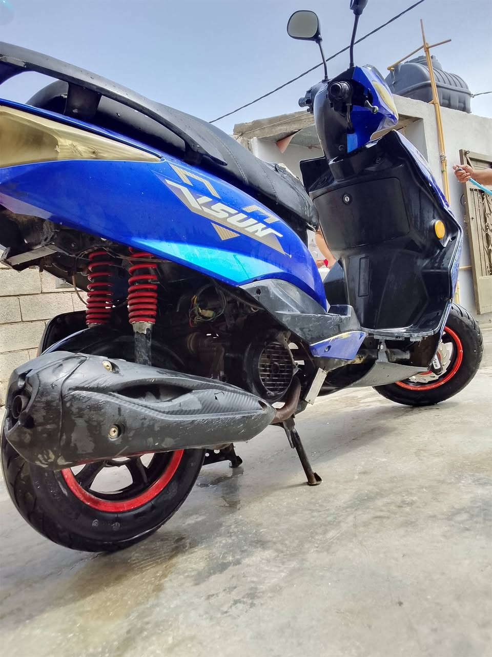 السلام عليكم دراجه سكنس فحل دراجه جديده كهربائيات شغاله مابيها نقص عدا باتري السعر 350 الف. رقم ***********
