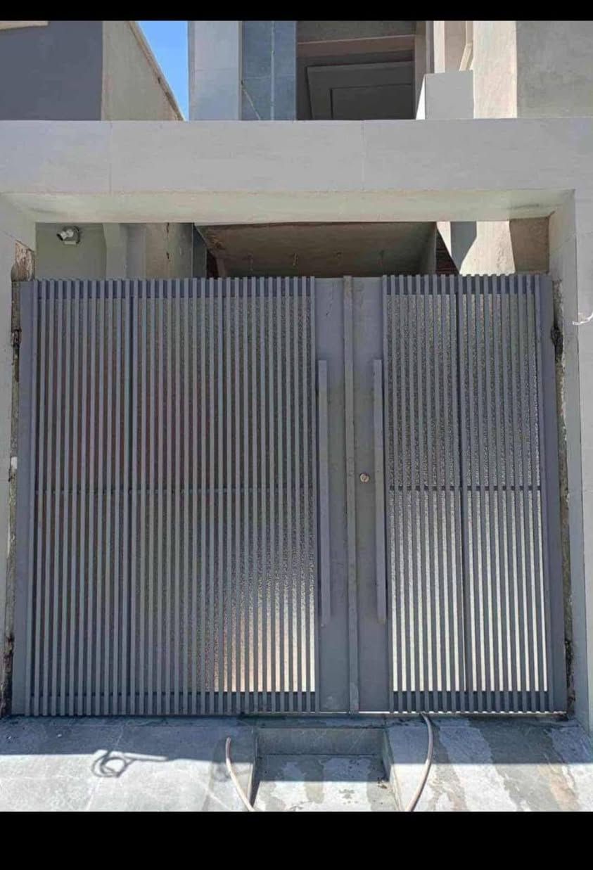 🔨 ورشة حداد – أعمال حديد عامة 🔨
ننفذ جميع أعمال الحدادة باحتراف ودقة عالية
✔ أبواب حديد
✔ شبابيك وحمايات
✔ مراجيح (سلاسل، حدائق، أطفال)
✔ محجرات درج وبلكونات
✔ سقائف ومظلات حديد
نلتزم بـ جودة ممتازة – شغل متين – أسعار منافسة
التنفيذ حسب الطلب وبأفضل التصاميم
📞 للاستفسار والحجز
***********
