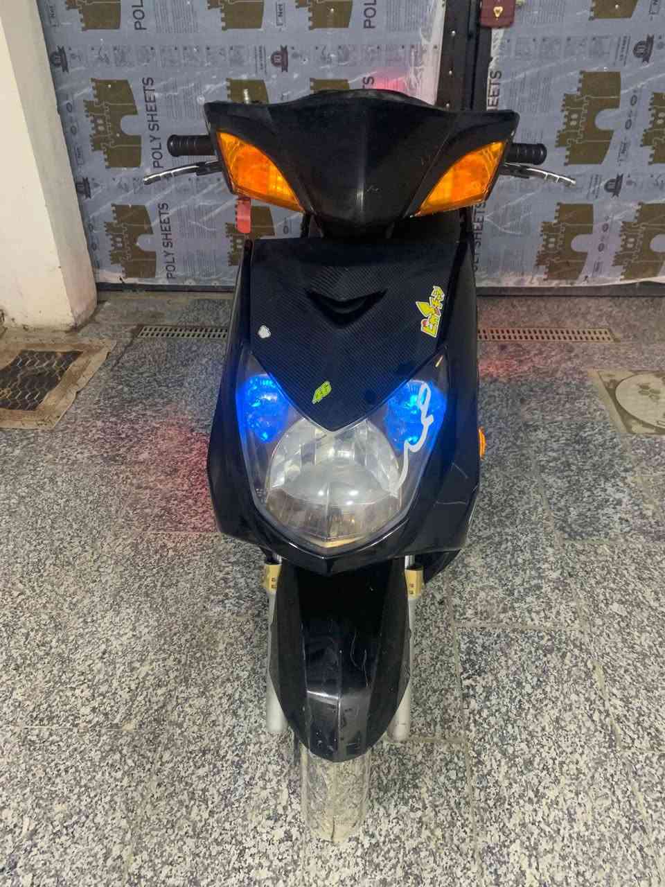 سكنس فحل كوري نوزل خطين دراجه مزوده تزويد خارجي بس مكينه بلادي مكفوله كفاله عامه كلجات رياضي وصالنصه رياضي يدات بريك نشره عل مكينه لايت زنون اصلي للبيع او مراوس حسب القناعه سعر 950مجال بسيط الشراي يخابر ***********
