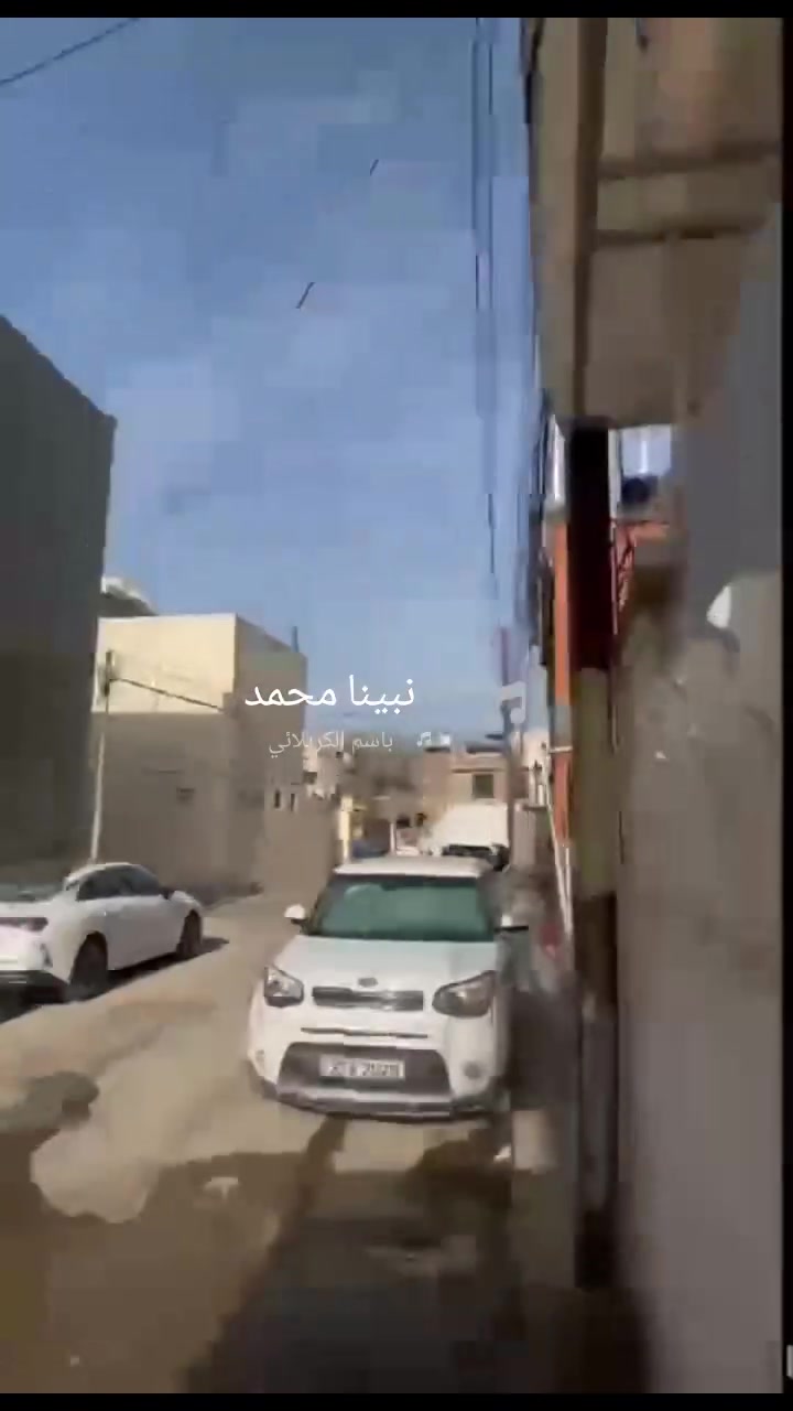 للبيع دار بناء حديث ثلاث طوابق موقع سكني ممتاز الموقع الغدير قريب من شارع التوت محله 702       محتويات الدار مدخلين استقبال صالة مطبخ مع الخدمات 3 منام بيهم وحده نضام اسويت مخزن       المساحة 60 م واجهة 4.5 النزال 13.34                صاحب العقار موجود فتح بيان مباشر ⬇️⬇️⬇️⬇️⬇️⬇️⬇️⬇️⬇️⬇️⬇️⬇️⬇️⬇️     للاستفسار والمشاهدة الاتصال على أرقام المكتب *********** 📞 *********** نستقبل جميع العروض
