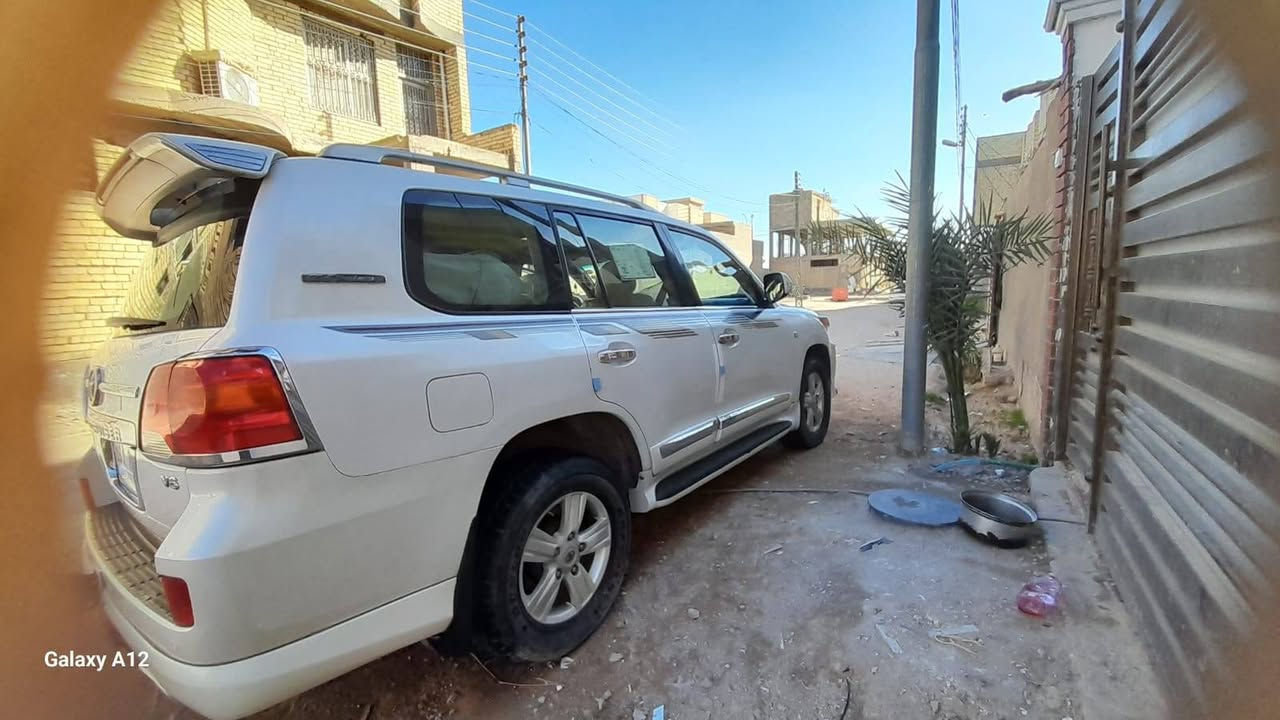 سلام عليكم للبيع لاندكروز موديل ١١
ستينيه ام طفايه مكان سيارة كربلاء محرك ٦ مامفتوح 

صبق حزام سونار داخل المنشور بيع ومراوس اسعر ٢٣٠ 

رقم بابل مميز بسمي ***********
