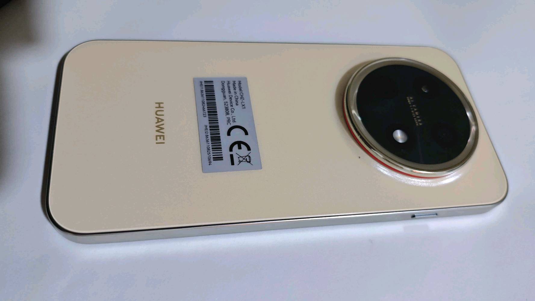 هواوي نوفا ١٥ ماكس
ذاكرة ٢٥٦
شاشة OLED
بطارية ٨،٥٠٠
رام ٨ وهرتزية ١٢٠
استعمال ١٠ ايام نظيف جدا
***********