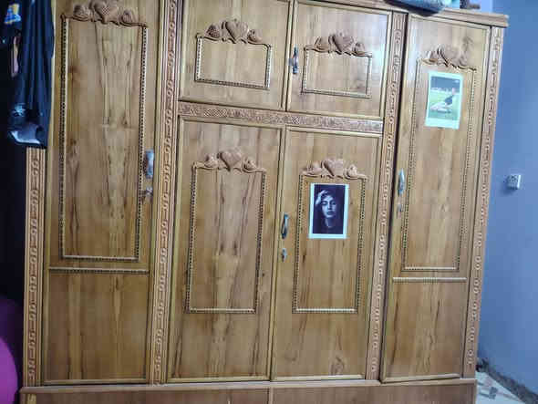 كنتور اربع أبواب مستعمل نظيف تسگام عراقي السعر ٣٠٠ وبي مجال مكاني ديوانيه ***********
