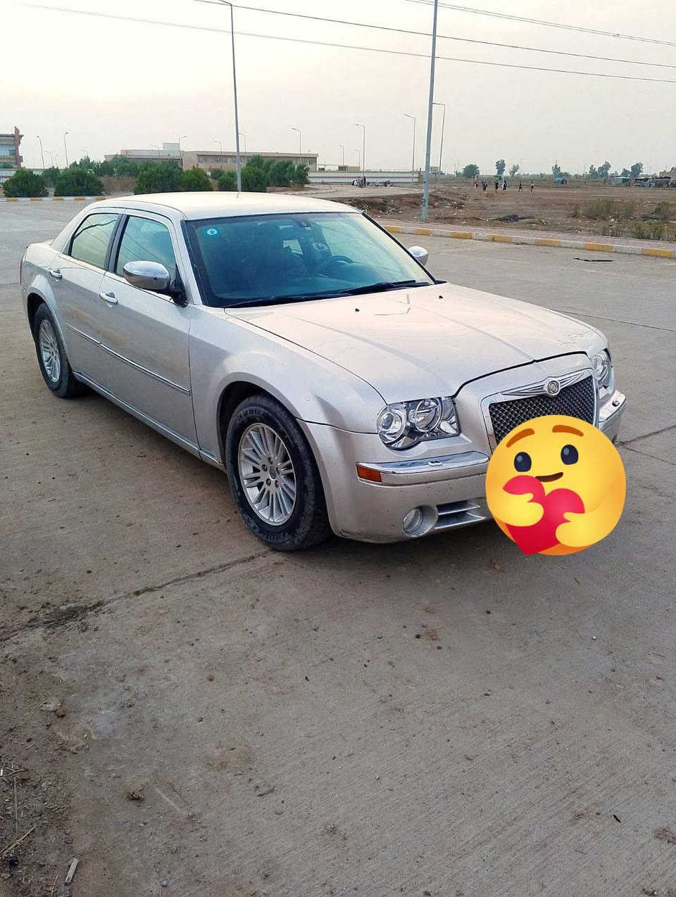 سلام عليكم اوباما 10للبيع التفاصيل اتصل على هذا الرقم *********** السياره خير من الله مكان السياره بصره ام قصر انا مكلف بلنشر اتصل على الرقم وتفاهم ويه راعيها
