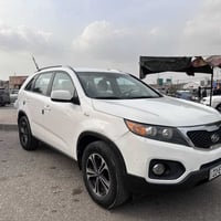 سورنتو 2012خليجي محرك 4 سلندر  ماشية : 255 الف  رقم اربيل وجديد باسمي ...