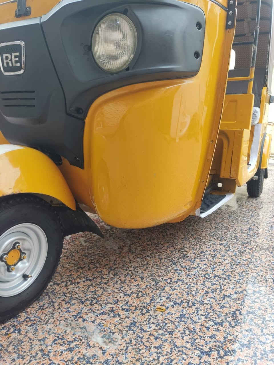 تكتك 19شهر9كشره كفاله عام تعمير دوس /معرك جرس بس(مرقم)تكتك جاهسه ربع ماذب عليه جاهزه  بستم مبدل فقط شوف تفاصيل ولاتكلي شبيه مابيه (سعر6/250لخاص مغلق ***********
