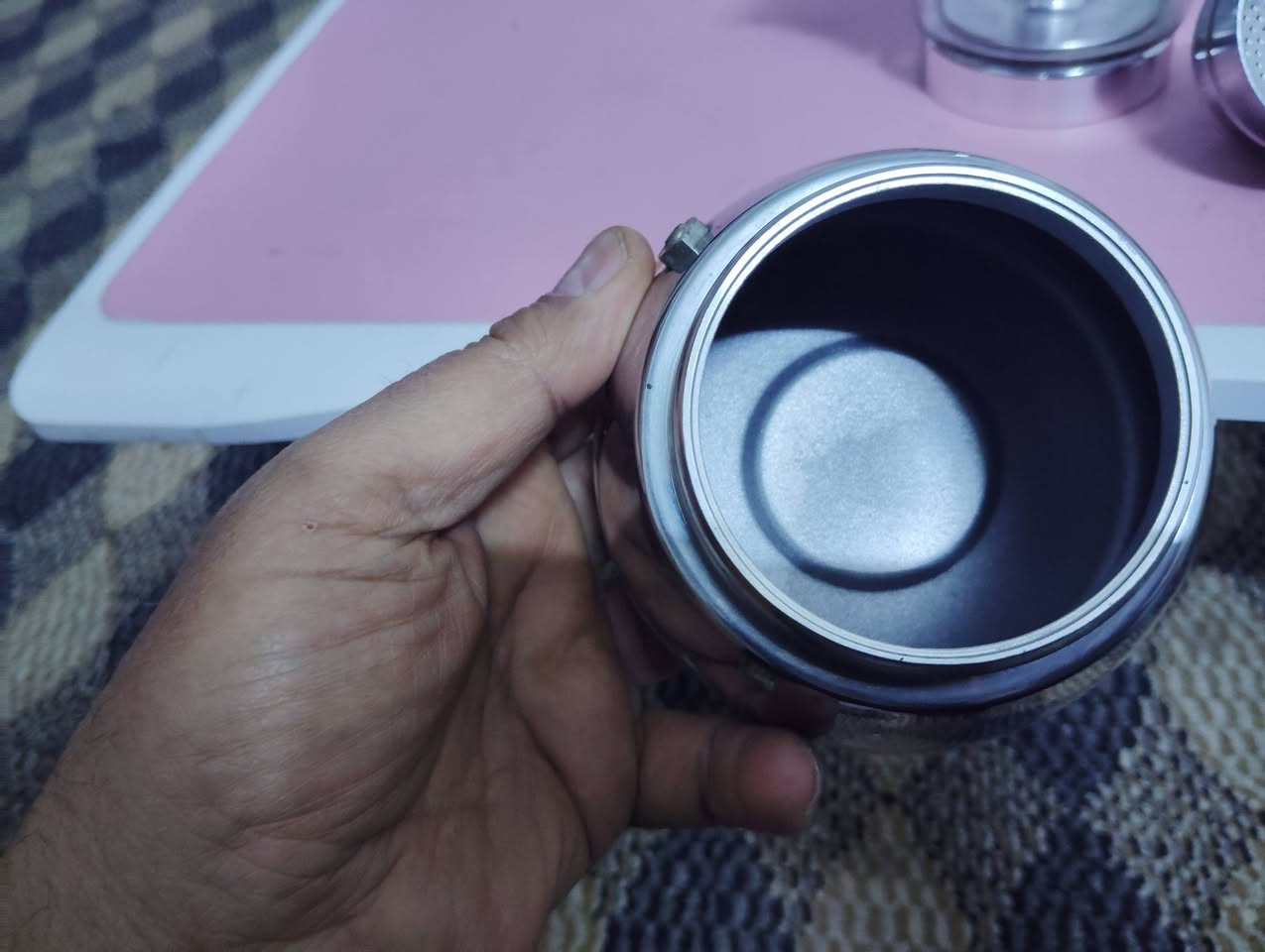 موكابوت عائلي اكرلك شفاف مرتب .. 
حجم ٣ فناجين ..
جديد استعمال محدود جدا 
الفيديو المرفق يوضح درجة الاستخلاص ..
يوجد توصيل للمحافظات .


**إذا كنت صاحب هذا الإعلان وتريد حذفه لأي سبب، رجاءا أرسل رسالة إلى الدعم الفني**