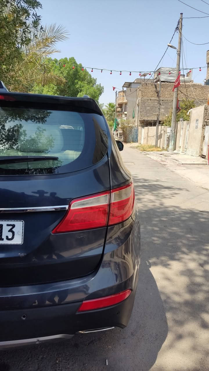 أعادت نشر بسبب الوعود تواعد ومتجي وتم تنزيل السعر 142سنتافي كراند 15سته سلندر 7راكب 
ثلاث قطع تبريد كشنات هيتر كشن السايق كهربائي مانع انزلاق تحكم ستيرن نضام صوعد ونزول منحدرات نضام ايكو صدر أمامي خلفي كله جديد سياره مابيه صبغ السونار مرفق مكاني بغداد الكرخ رقم الهاتف ***********
