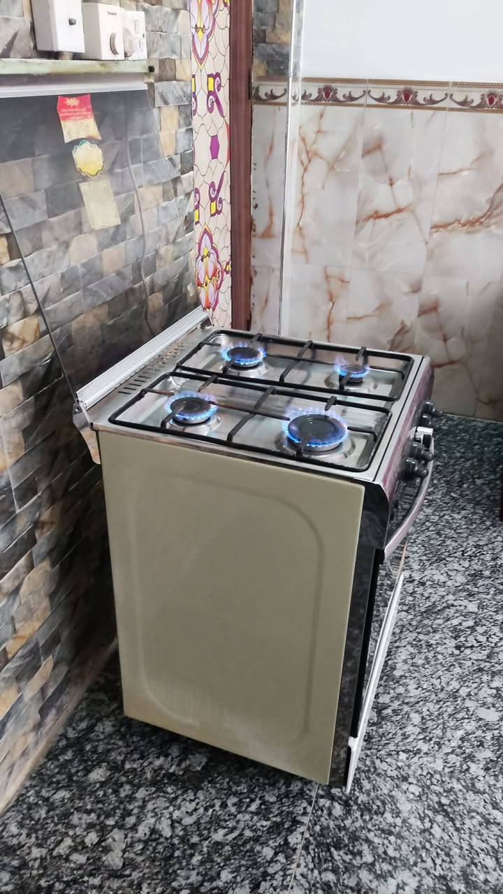 طباخ يونفرسال مصري نظافة 💯💯 كله شغال حتى الكهرباء   سعره 130
يوجد توصيل


**إذا كنت صاحب هذا الإعلان وتريد حذفه لأي سبب، رجاءا أرسل رسالة إلى الدعم الفني**