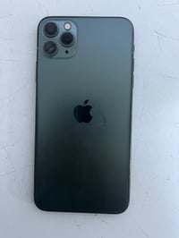 ايفون 11برو ماكس الجهاز مبدل شاشة وضهر وبطارية الجهاز كلش نضيف ذاكرة25...