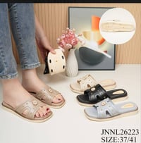 نعالات • نسائية وشبابية • ٢٧ درزن