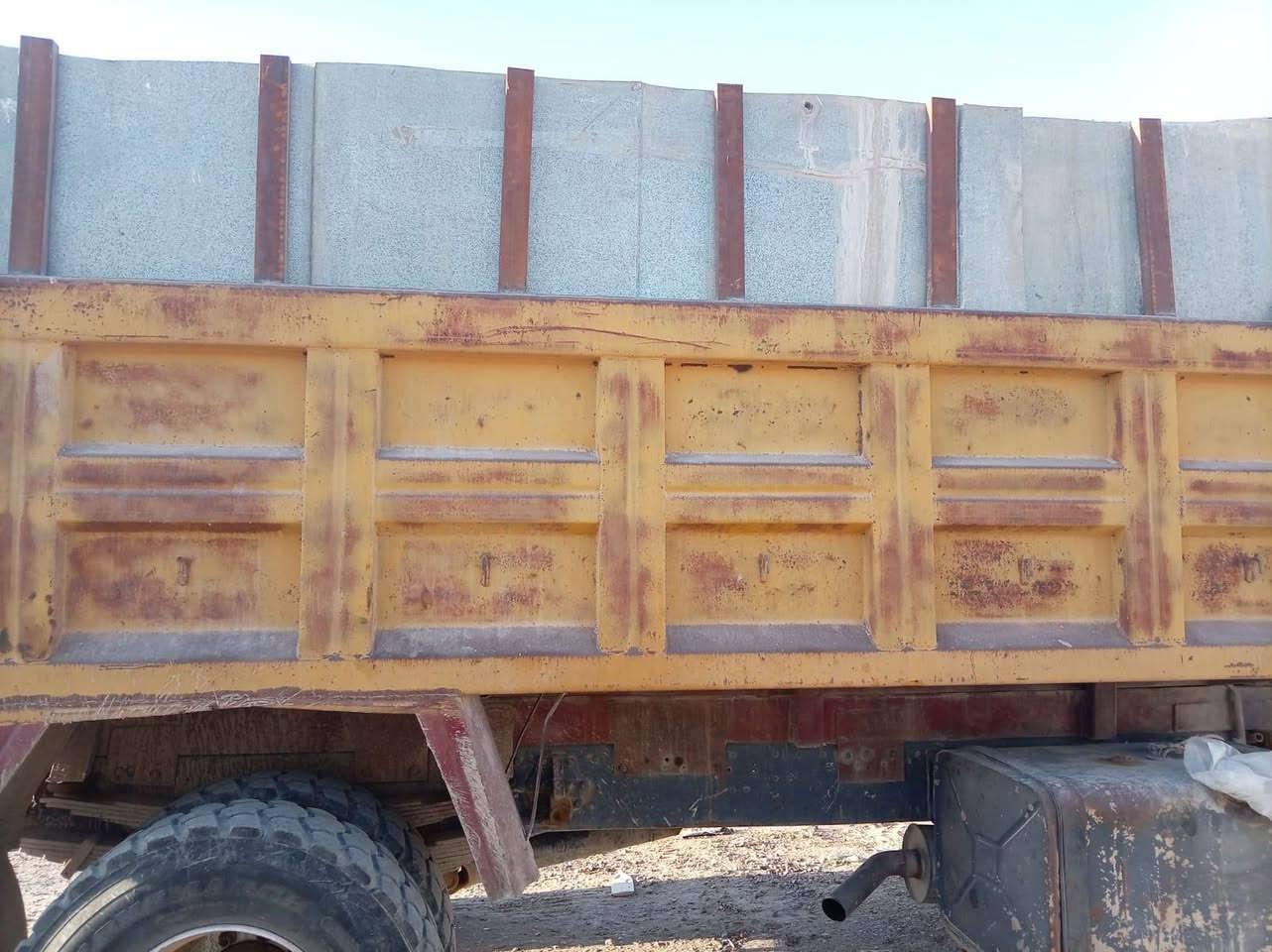 للبيع بدي علم  المكان #سامراء للاستفسار الاتصال ‎***********
