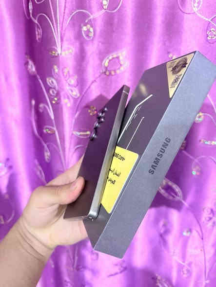 السلام عليكم
كلاكسي s25 الترا
ذاكرة 256 ضمان عين الفهد 
نضافة الجهاز 💯 اذا بي شخط لو زلغ تاخذه ببلاش شرط الفحص
الجهاز مستعمل شهر واحد فقط لون مميز اسود طافي 
الجهاز كامل ملحقات ويا كفر شفاف وعدسات كاميرا 
مكاني واسط العزيزية 
السعر1100 قفل***********
