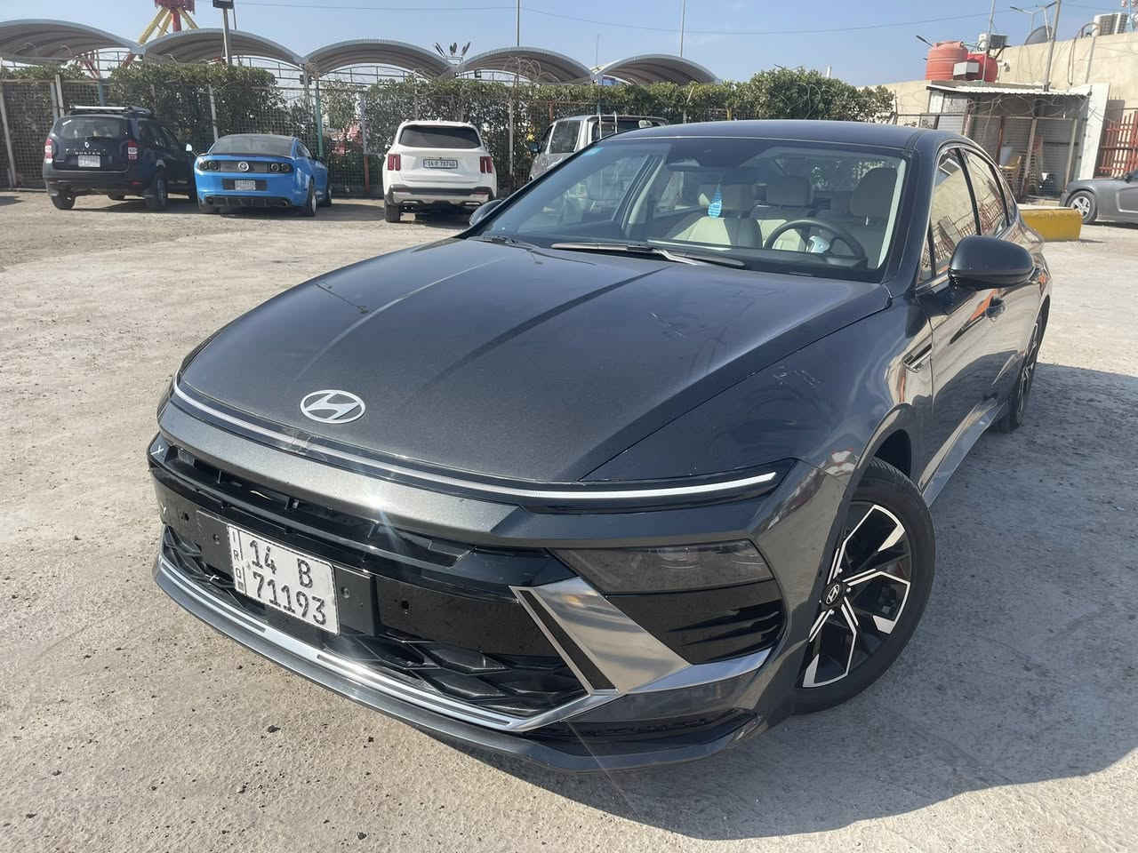 سلام عليكم سوناتا شكل الجديد مديل 24 موصفات se  حره بسمي بصره ماشيه 35 حادث موضح بل صور جاملغ اوبنيد مبدلات وبيه طخه باب الخلفي اليمن عندي بلعراق مامصلح بدون دواخل حادثهه بدون ارباك لاعرضانيه حادث خفيف السعر 190
مكان السياره بصره معقل
رقم الهاتف بي وتساب

***********
