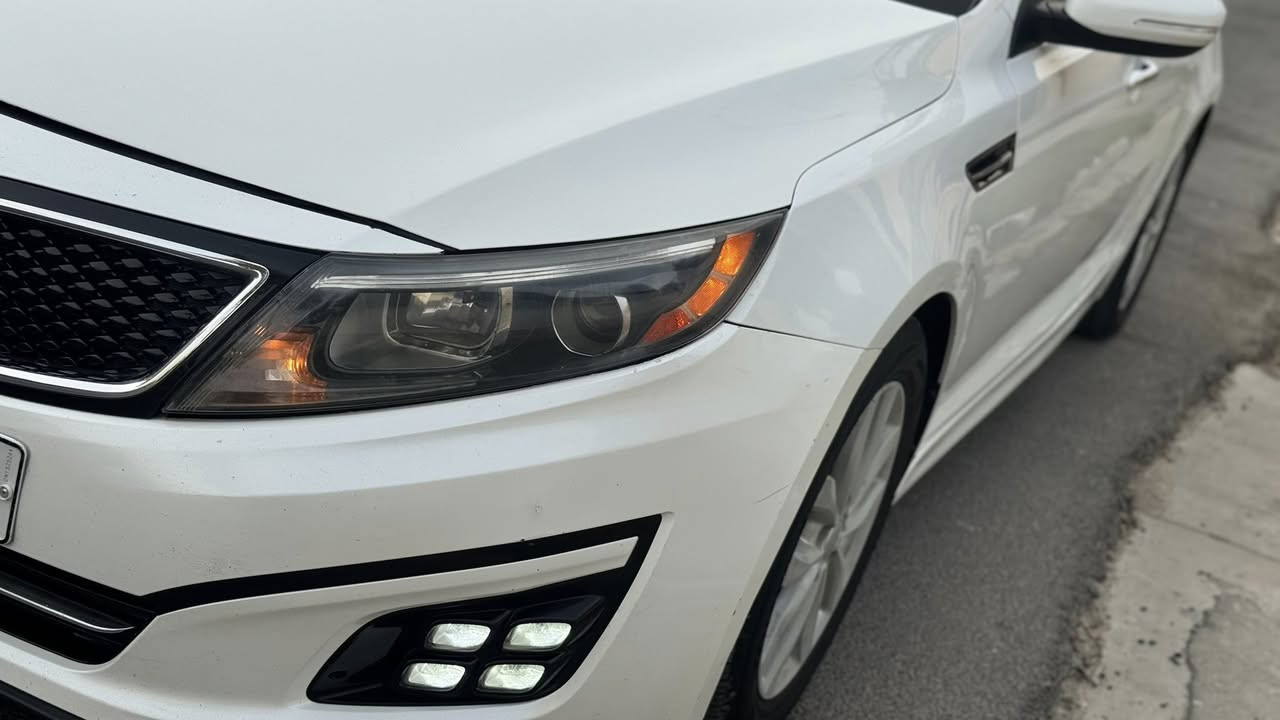 السلام عليكم
كيا اوبتما 2014 شكل 15 
سنوية بسمي 
محرك 2400GDIمفتوح
حادث جاملغ+ بنيد 
الجاملغ مبدل والبنيد نفسة مصلح ومصبوغ
فول مواصفات 
بصمة تشغيل + ابواب
بانروما 
تبريد + تدفئة كشنات
سماعات انفنتي +دمام
لايت ليد
كشنات جلد كهرباء 
انارة محيطية
ثلاجة بالجكمجة 
السيارة على وضع الشركة كلشي بيهة حلو وع ايدي
كل التفاصيل مذكورة + فديو توضيحي + صور الحادث
السعر 118 وبيهة مجال بسيط 
العنوان بغداد حي الخضراء
***********
