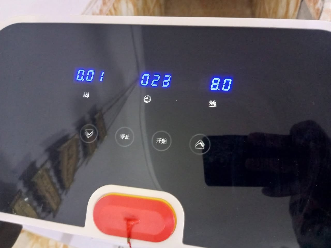 جهاز مشي كهربائي مستعمل قليل السعر 200.000
الموقع البصره الحيانيه
 التواصل على الواتساب او الرقم 
***********
