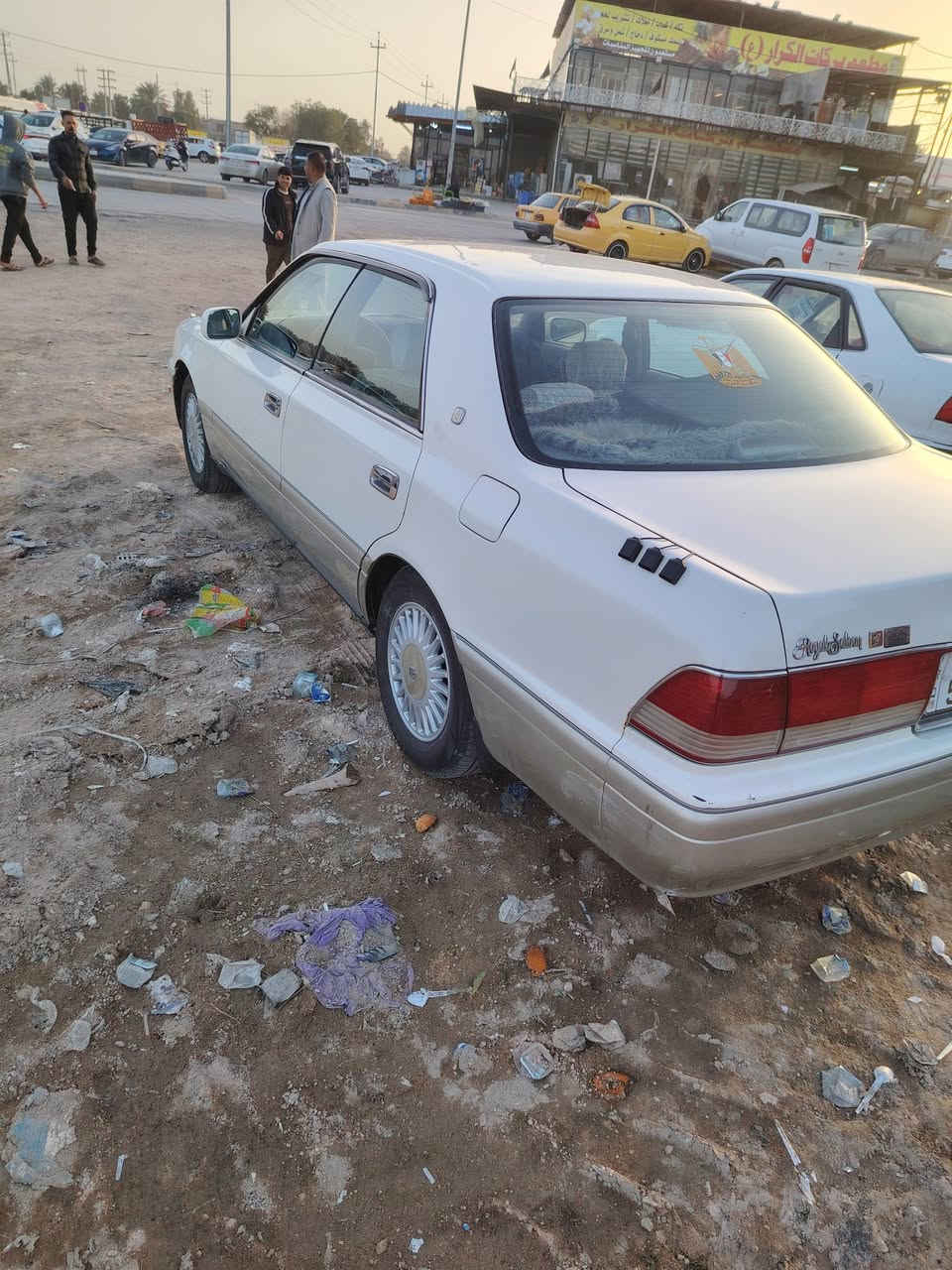 السلام عليكم رأس الثور فلات موديل ١٩٩٦سياره جاهزه مكفوله من الكص والنقل جثه والضربه القويه رقم انبار بسمي ملاحضه اني مكلف بلنشر اتصل عل رقم ***********
