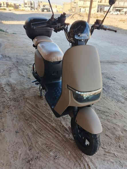 السلام عليكم دراجه شحن للبيع اربع بطاريات دراجه نضيفه اربع نمر نضام الرجواع للخلف حساس بريك امامي خلفي جنطه كبيره سرعه 50 الاستفسار خاص او الاتصال ***********
