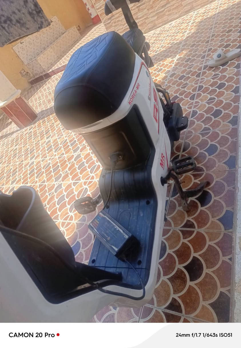 السلام عليكم
بايسكل شحن R9 
نضيف كلش
موديل2025
مكاني بعقوبه 
سعر٤٠٠ وبي مجال قليل 
***********
