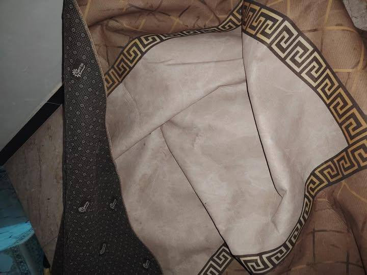 السلام عليكم غراض للبيع كلمن وسعره


**إذا كنت صاحب هذا الإعلان وتريد حذفه لأي سبب، رجاءا أرسل رسالة إلى الدعم الفني**