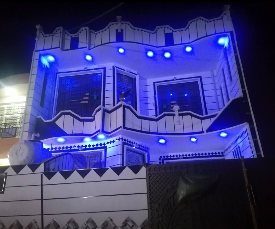 سلام عليكم ورحمة الله
بيت للبيع في منطقة الخماس سعر البيت 85وبي مجال 
مكلف بنشر 👈 *********** 👈 ***********
