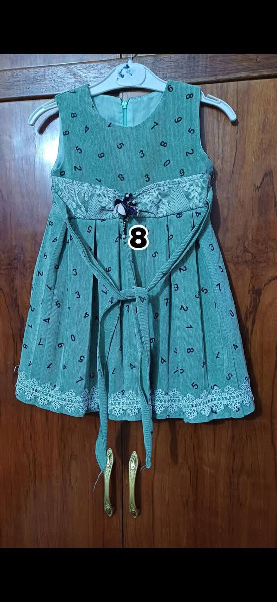 ملابس نسائي وبناتي وصداري مدرسة الاسعار والتفاصيل داخل الصور وكله جديد تصفية محلات للحجز ارسال صورة للخاص


**إذا كنت صاحب هذا الإعلان وتريد حذفه لأي سبب، رجاءا أرسل رسالة إلى الدعم الفني**