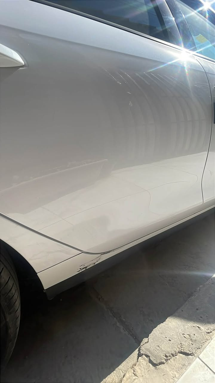 BYD seal 5
المواصفات المعروفة 

التفويلة 2100 كيلو 

سعة الخزان 65 لتر 

ماشية 16 الف كيلو 

السيارة مكفولة من الصبغ والتبديل 

مكفول كلشي بيها بطارية ومحرك وشرط الفحص 

عدة وياها كاملة سبير وملحقاته وشاحنة اصلية  

ارضية السيارة مسويها ( جلد ) 

والكشنات تلبيسة 

كشنات السيارة محد كاعد عليهن اول مشتريتها حاط التلبيسات تكدر تشيلهن وتكدر تغسلهن وتكدر تعوفهن 

السيارة بيها شخط واحد بالباب طفل شاخطها 

وجوه دوسة الباب هم اكو شخط 

السعر 19.200 وبيها مجال بسيط 

رقم بغداد والتحويل ثاني يوم

مكاني بغداد الدورة 

تفاصيل اكثر 

***********
