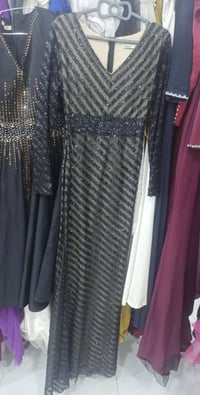 فساتين • سعر القطعة • توصيل