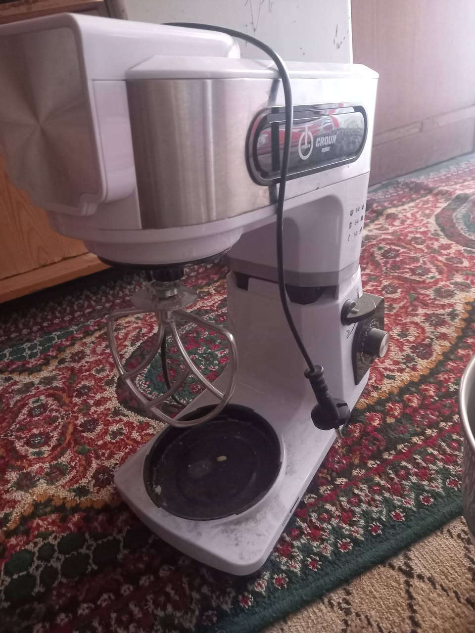 حياهم الله عجانة وخلاط ام 4 كيلوات
سعر 75 ألف قفل 
مستعملة قليل جدا


**إذا كنت صاحب هذا الإعلان وتريد حذفه لأي سبب، رجاءا أرسل رسالة إلى الدعم الفني**