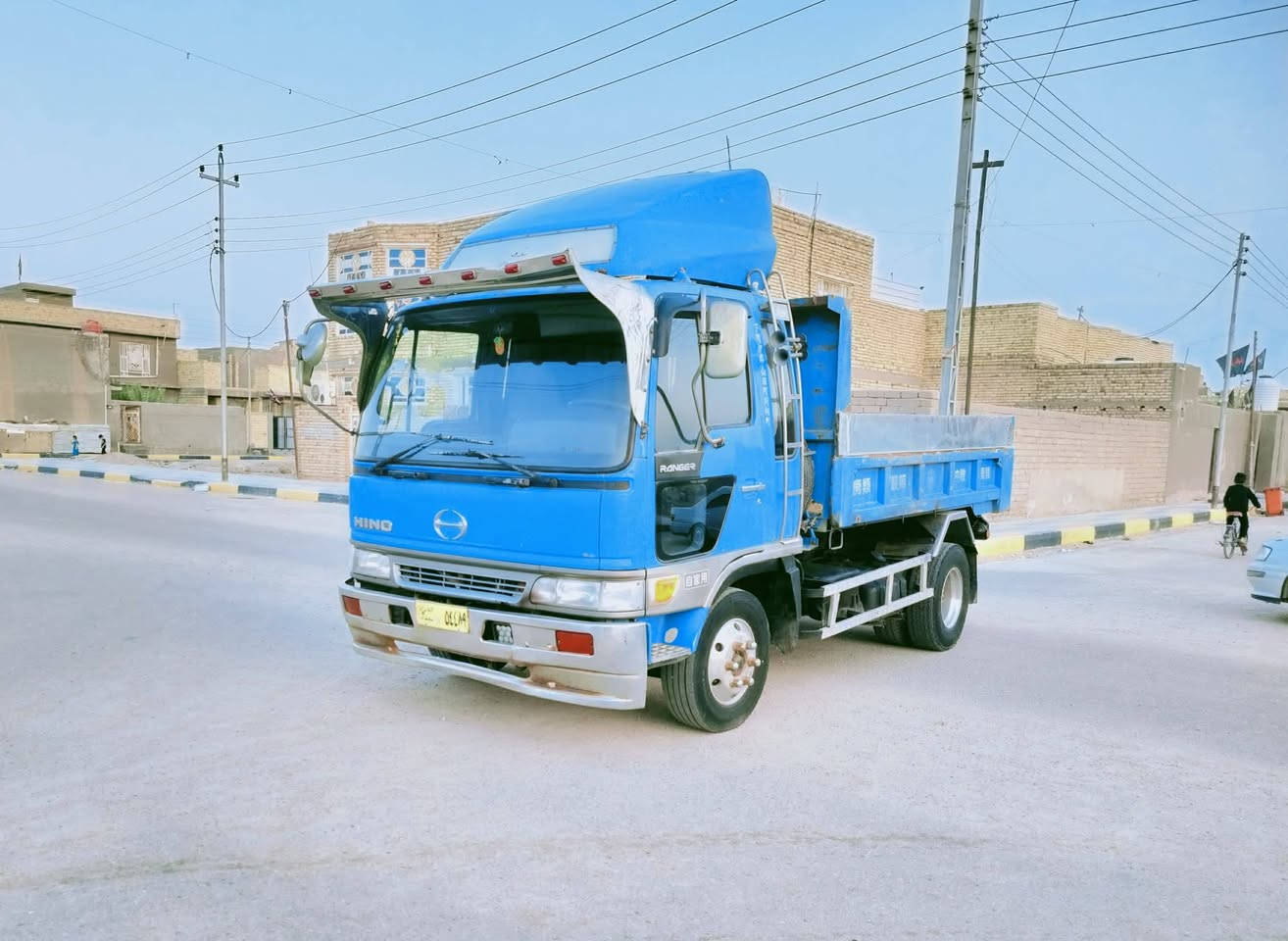 هينو انكر قلاب معلايه قرار 48 موديل 2013 محرك 80 محرك وكير مكفولات لا تبخير ولا تنقيص 7كير سياره جديده  مكفولة كفاله عامه رقم بغداد السياره حداديه كهربائيات كالهة  جاهزة  رقم الهاتف ***********
مكان ذي قار
