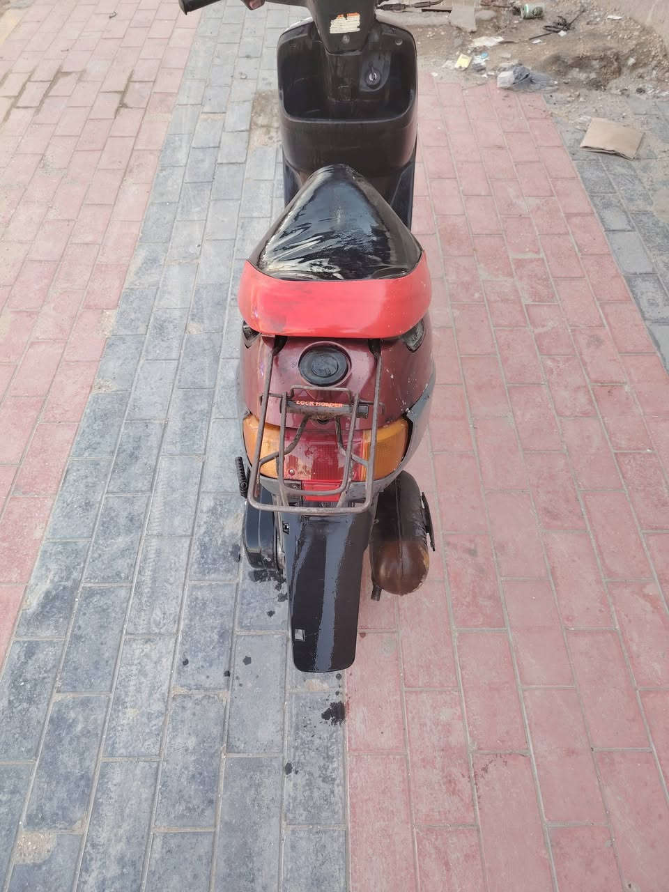 للبيع شغاله سعره ٢٥٠الشراي يتصل***********
