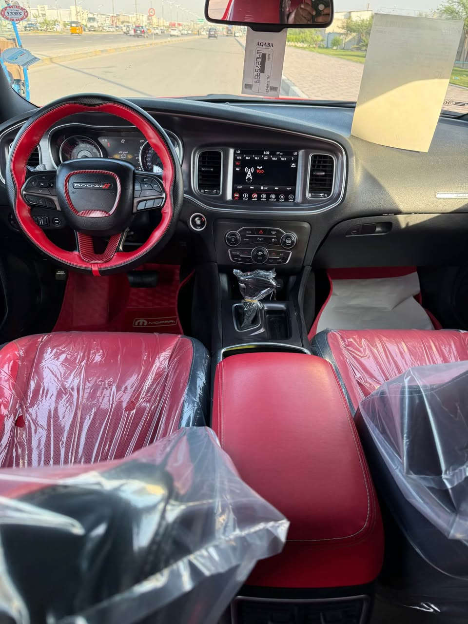 السلام عليكم 
موديل 2018 خليجيه وكالة هارلم كفاله عامه حته الدعاميات فول للاخير R/Tسياره كلش جديده ماشيه 62 الف حقيقي لي يريد جديد هذه   الجديد هزه ورقم جديد جوال *********** Singapore
