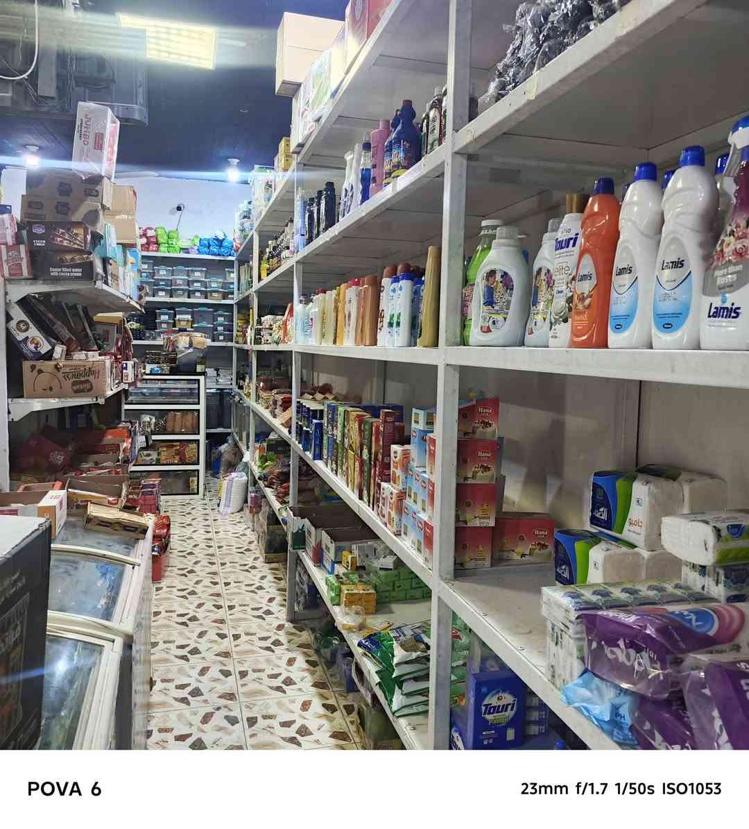 السلام عليكم رفوف تسگام للبيع الطول 12متر الارتفاع3متار يحتمل وزن أكثر من طن تجي تفحص وتشوف يله تشيل للاستفسار ***********
