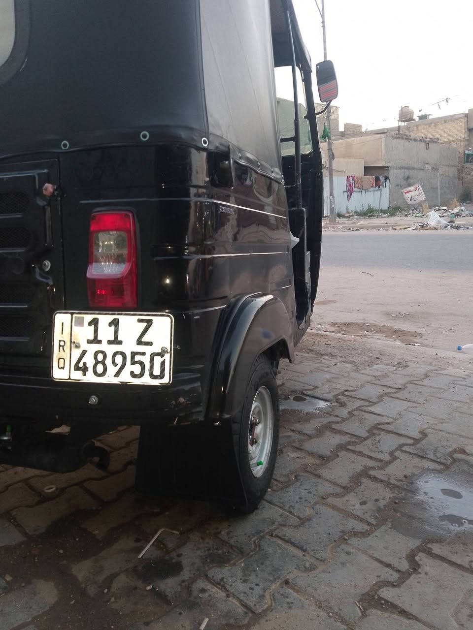سلام عليكم تكتك للبيع موديل 20شهر 11 بيها على كد شبر صبغ بلغد ***********
