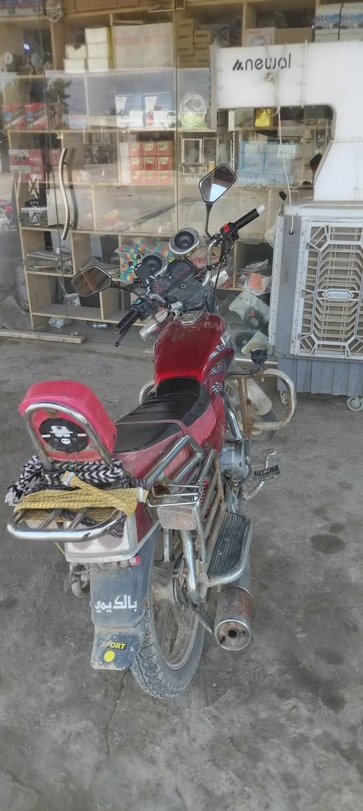 سلام عليكم ورحمة الله وبركاته اخواني العزاز دراجه فيوم موديل 17 فحل اوراق اصولي دراجه نضيفه وخير من الله كهربائياتهاا كلهاا شغاله تخم تاير اشاير لايت بكلايت الشراي يتصل وبخدمته مكان واسط كوت / *********** : قيس الجليباوي ..."
