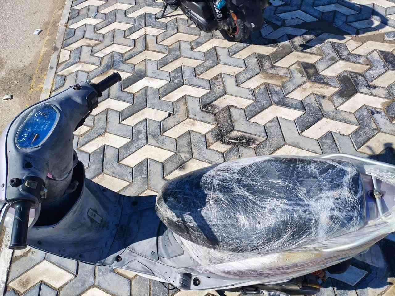 السلام عليكم دراجه ماكس منغولي  650 بيها مجال العنوان السماوه***********
