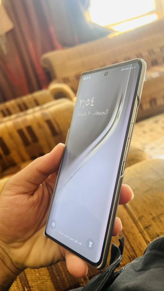 تكنو كامون ٤٠ برو نضافه ٩٩ ب ١٠٠ سعر ٢٠٠ مجال حك جيه ***********
